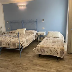 Affittacamere Corte Del, Colico